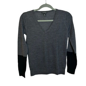Club Monaco Wool Colorblock V-Neck Sweater